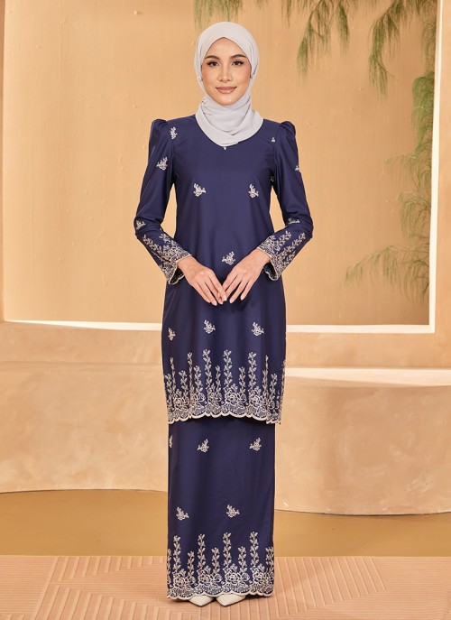 Chloe in Navy Blue
