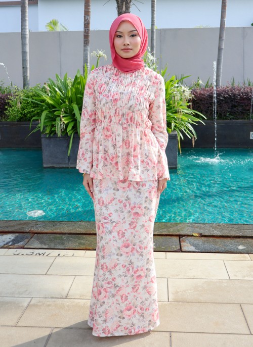 PINK LYCHEE